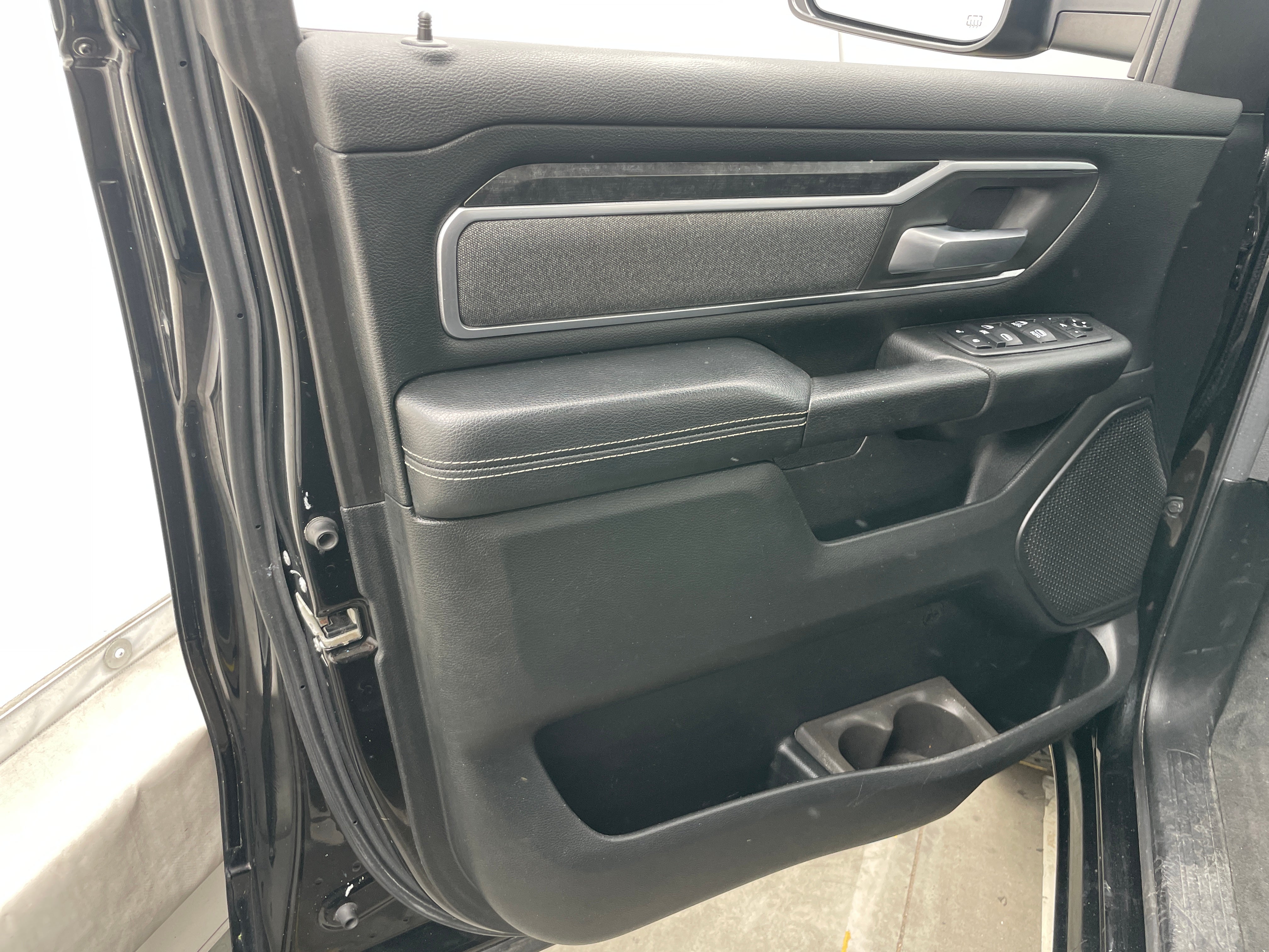 ram ram 1500 pickup 2019 1C6SRFFT4KN802387 image ram ram 1500 pickup 2019 1C6SRFFT4KN802387 image